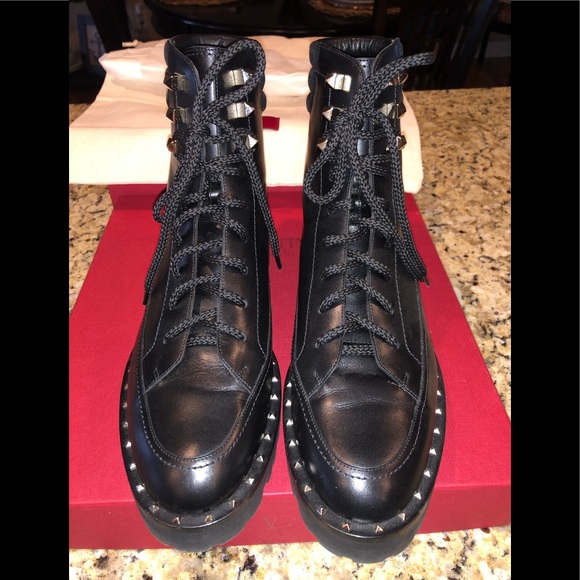 VALENTINO GARAVANI SOUL ROCKSTUD COMBAT BOOT $999 - Picture 3 of 8